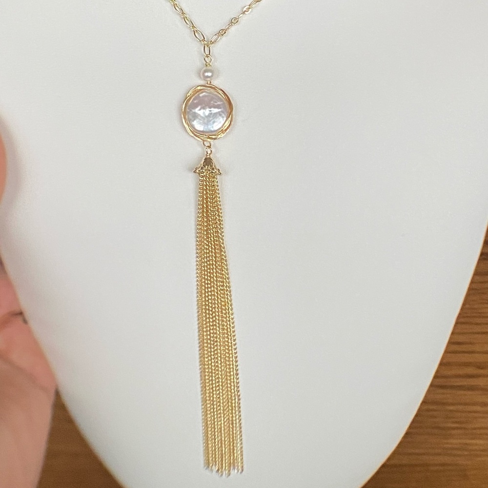 White Coin Pearl Tassels Gold Chain Necklace - Adjustable Length - Picture 4 of 4